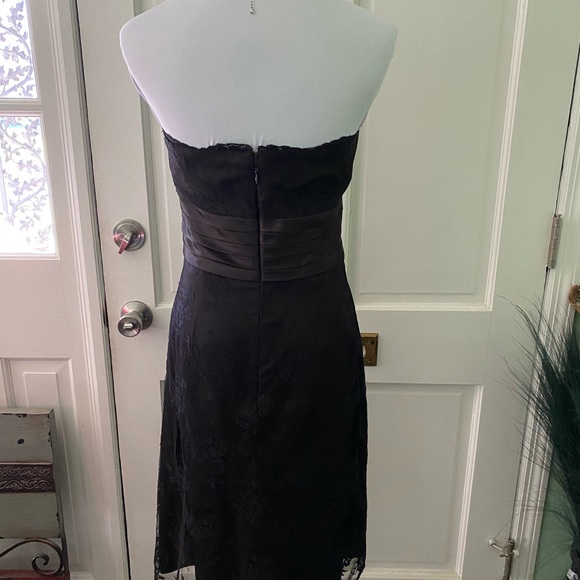 White House/Black Market Black Strapless Lined Cocktail Dress Size 2 - Picture 3 of 8